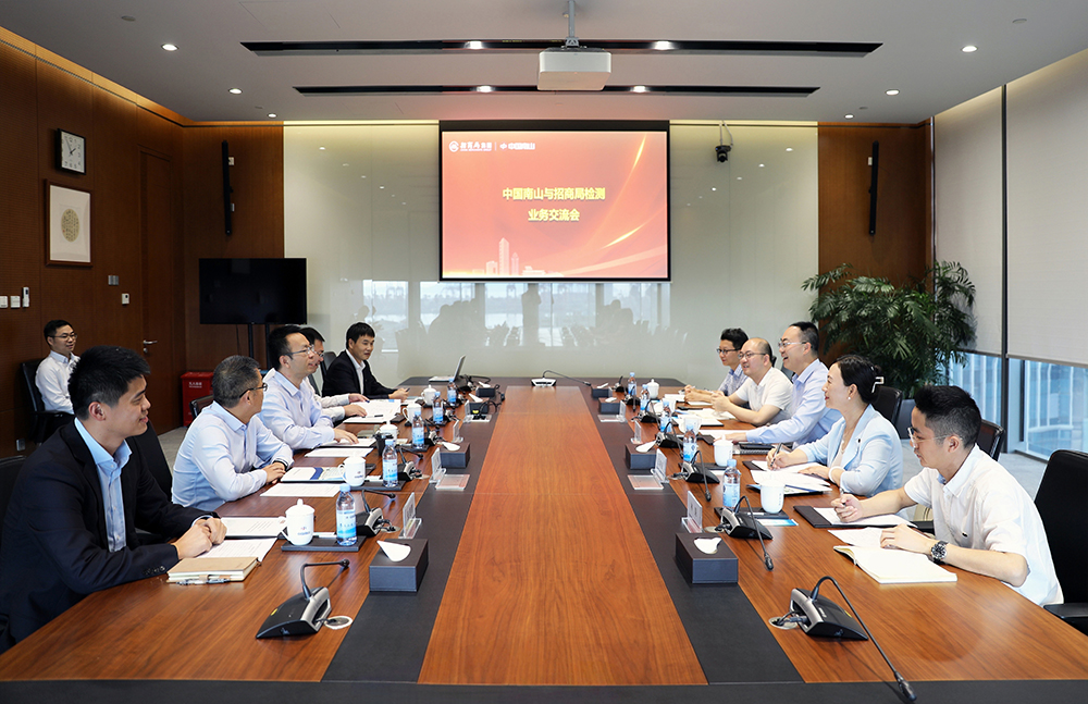 1.座谈现场 拷贝.jpg